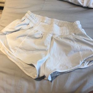 Lululemon hotty hot short